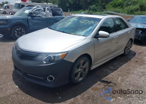 2012 Toyota Camry Se V6 z USA, uszkodzony, nr VIN 4T1BK1FK4CU501094